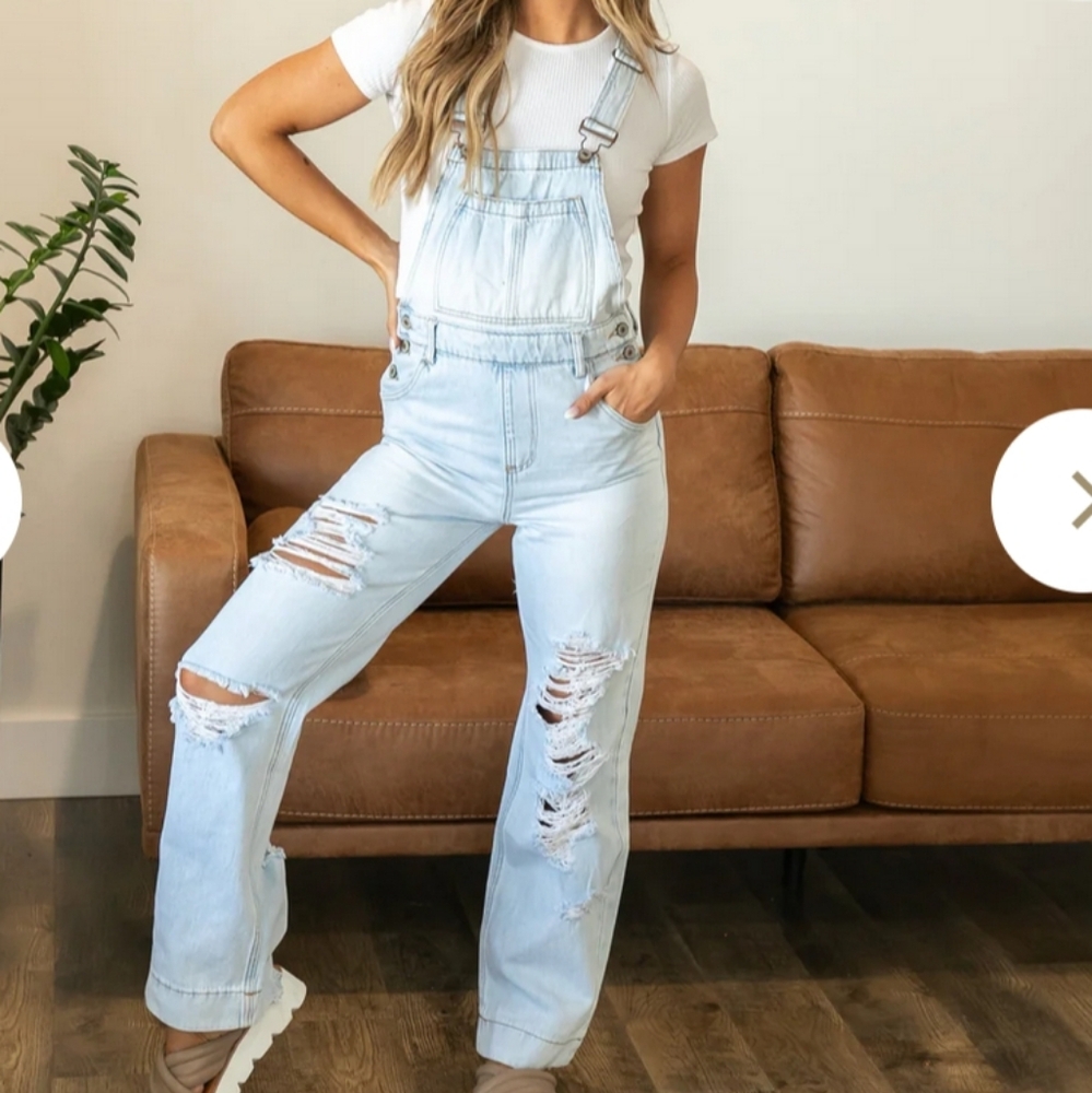 KanCan Wide Leg Light Wash Distressed Overalls Large 10-12